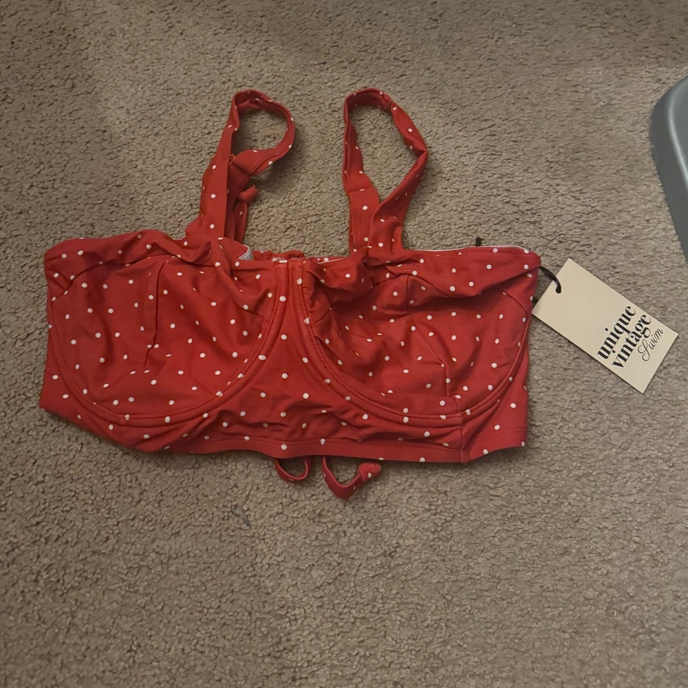 Unique Vintage 50’s rockabilly bikini top.